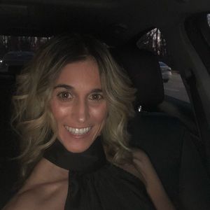 Meet your Posher, Christina